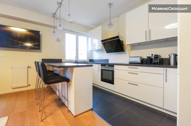 Flat Rue Blainville in Paris