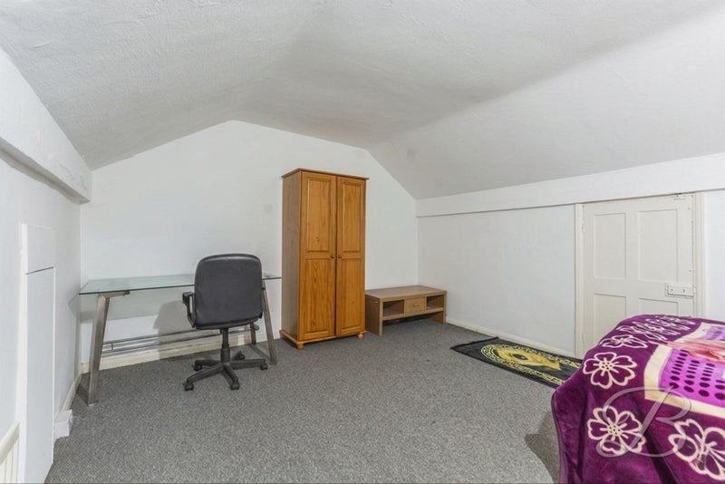 Room Welbeck Street in Mansfield Woodhouse
