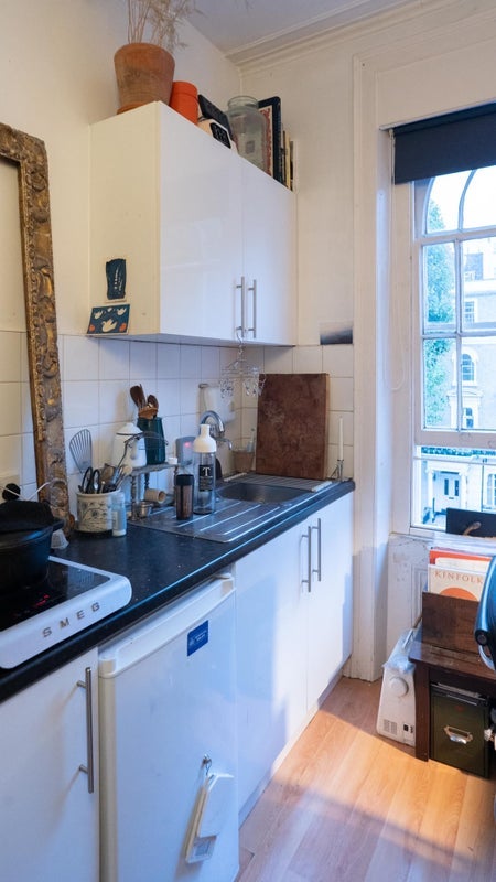 Flat Inverness Terrace in City of Westminster