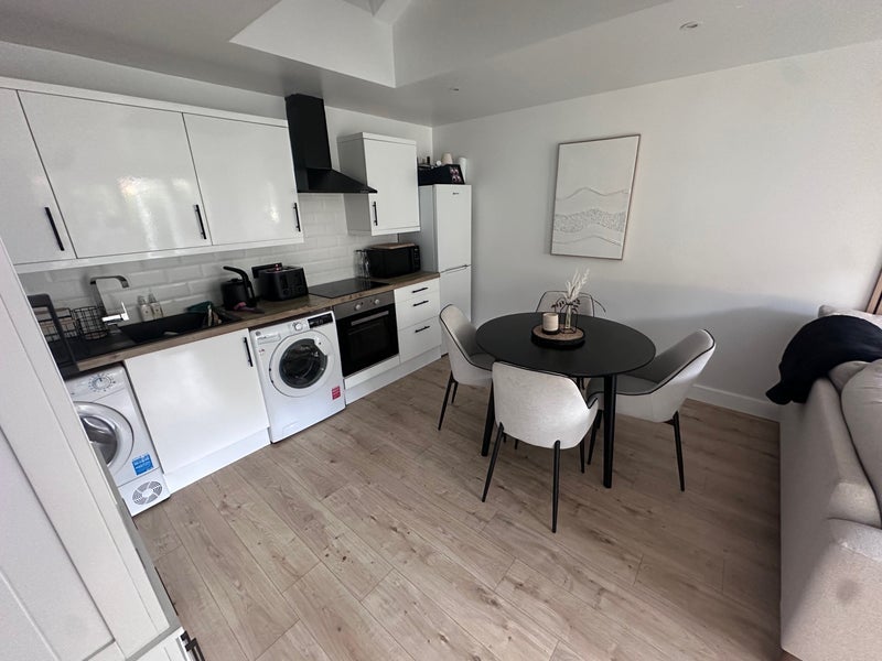 Flat Butterfield Close in Bristol
