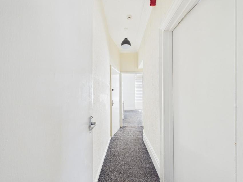 Flat Windsor Crescent in Bridlington