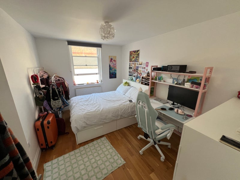 Room Philip Lane in Greater London