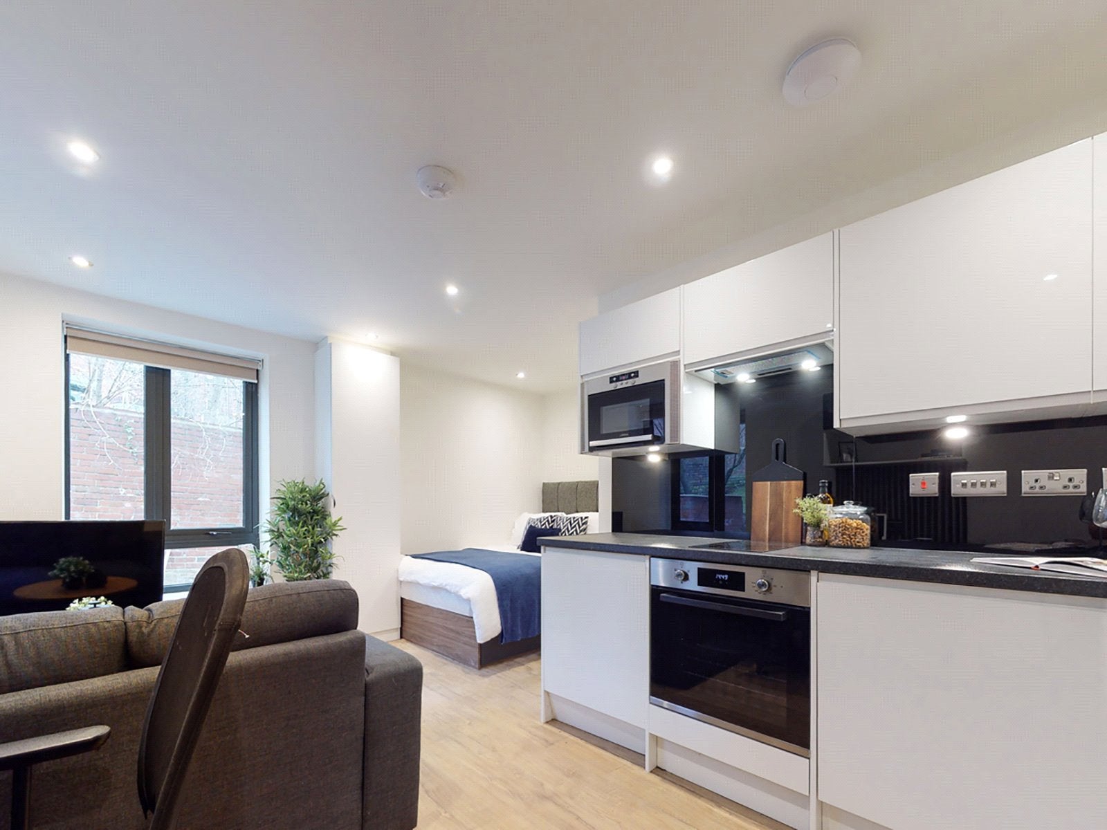 Flat Hyde Terrace in Leeds