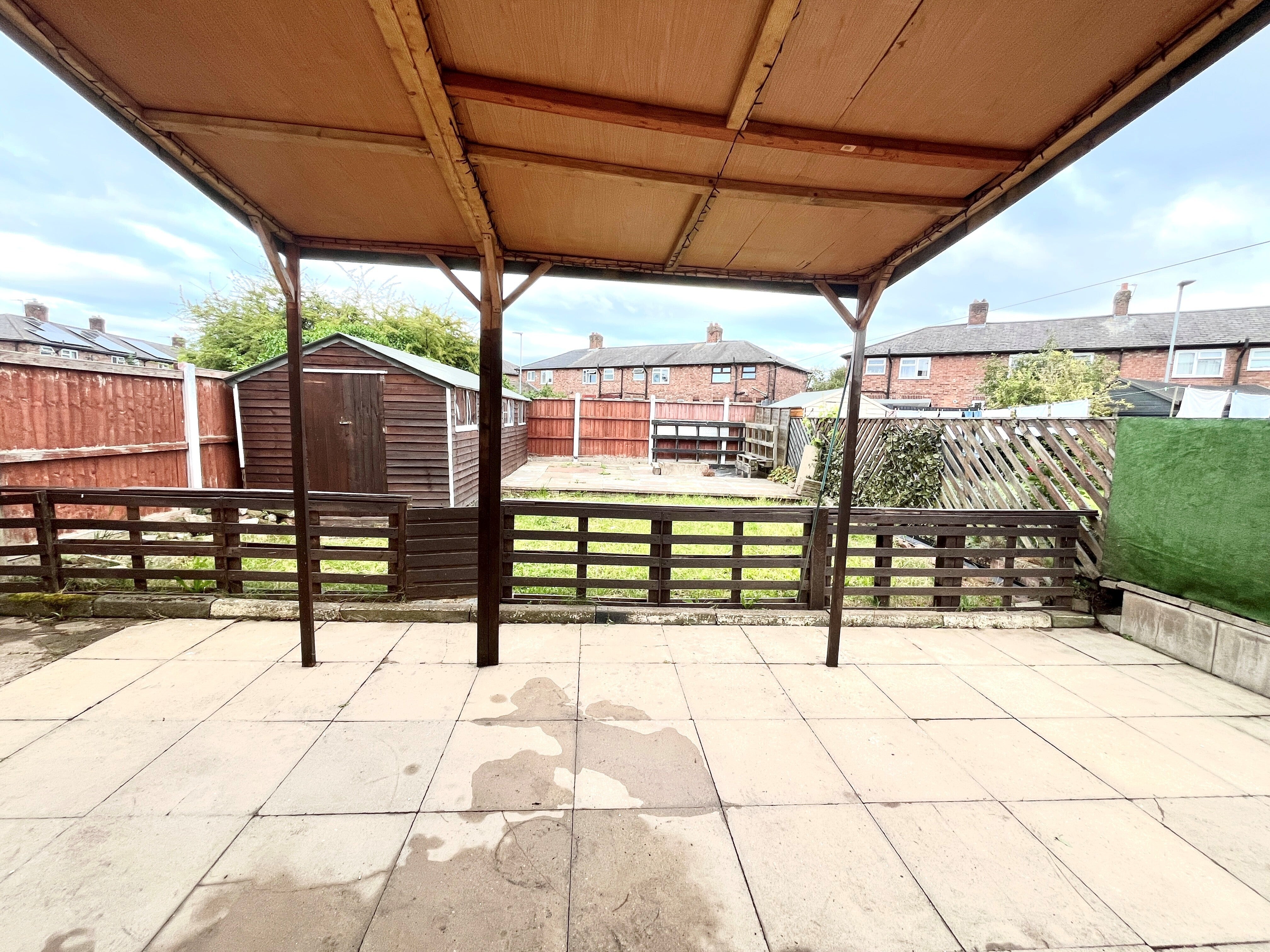 House Molyneux Avenue in Warrington