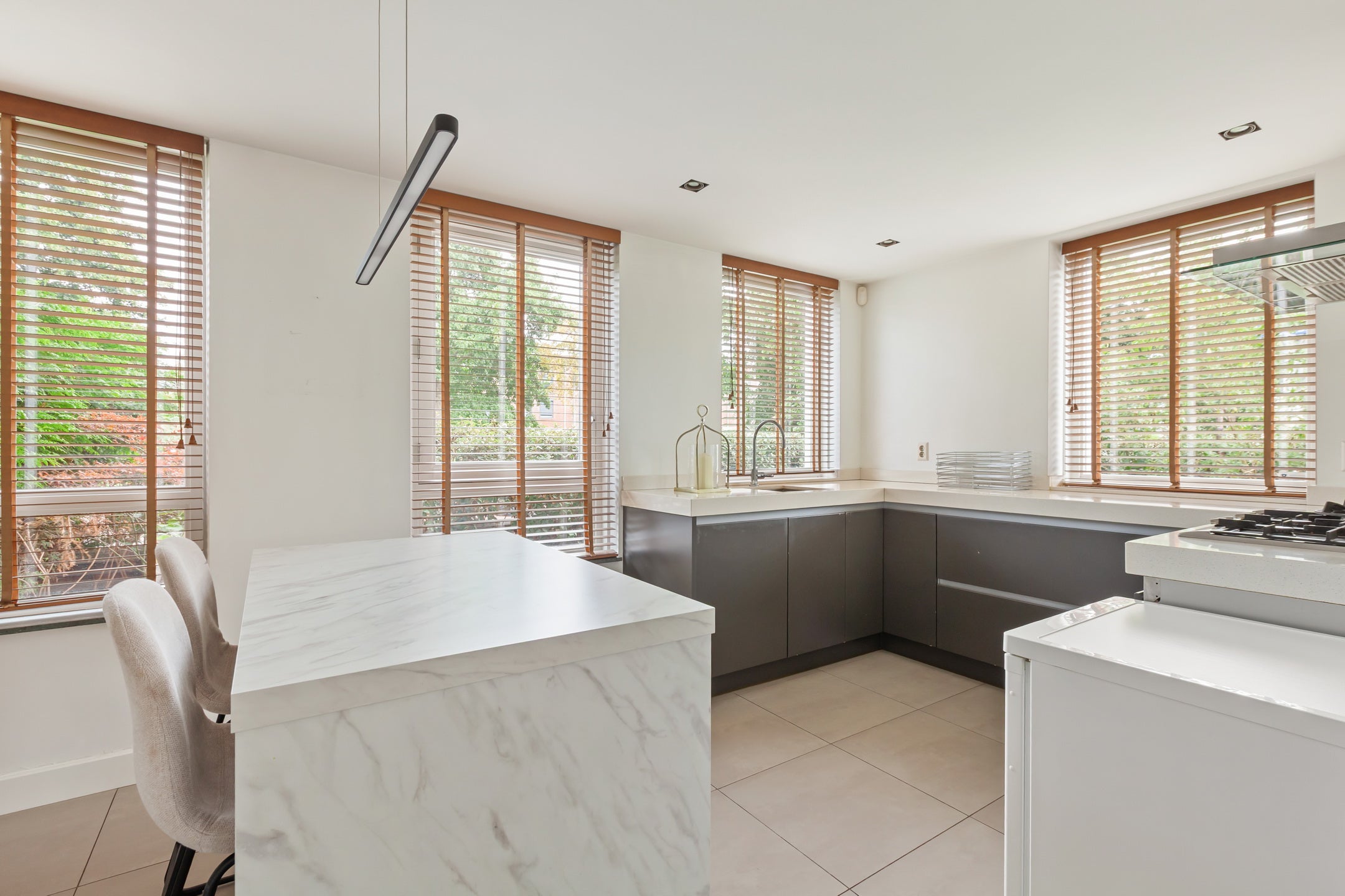Hoekwoning te koop: Jo Hendrichslaan 38, 'S-Gravenhage