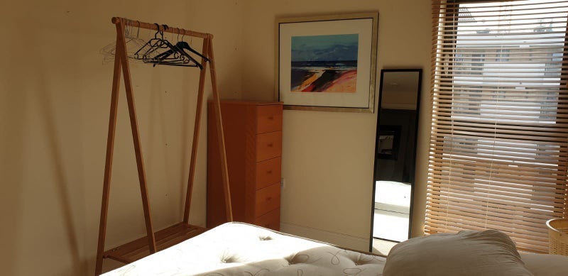 Room Spa Road in Greater London