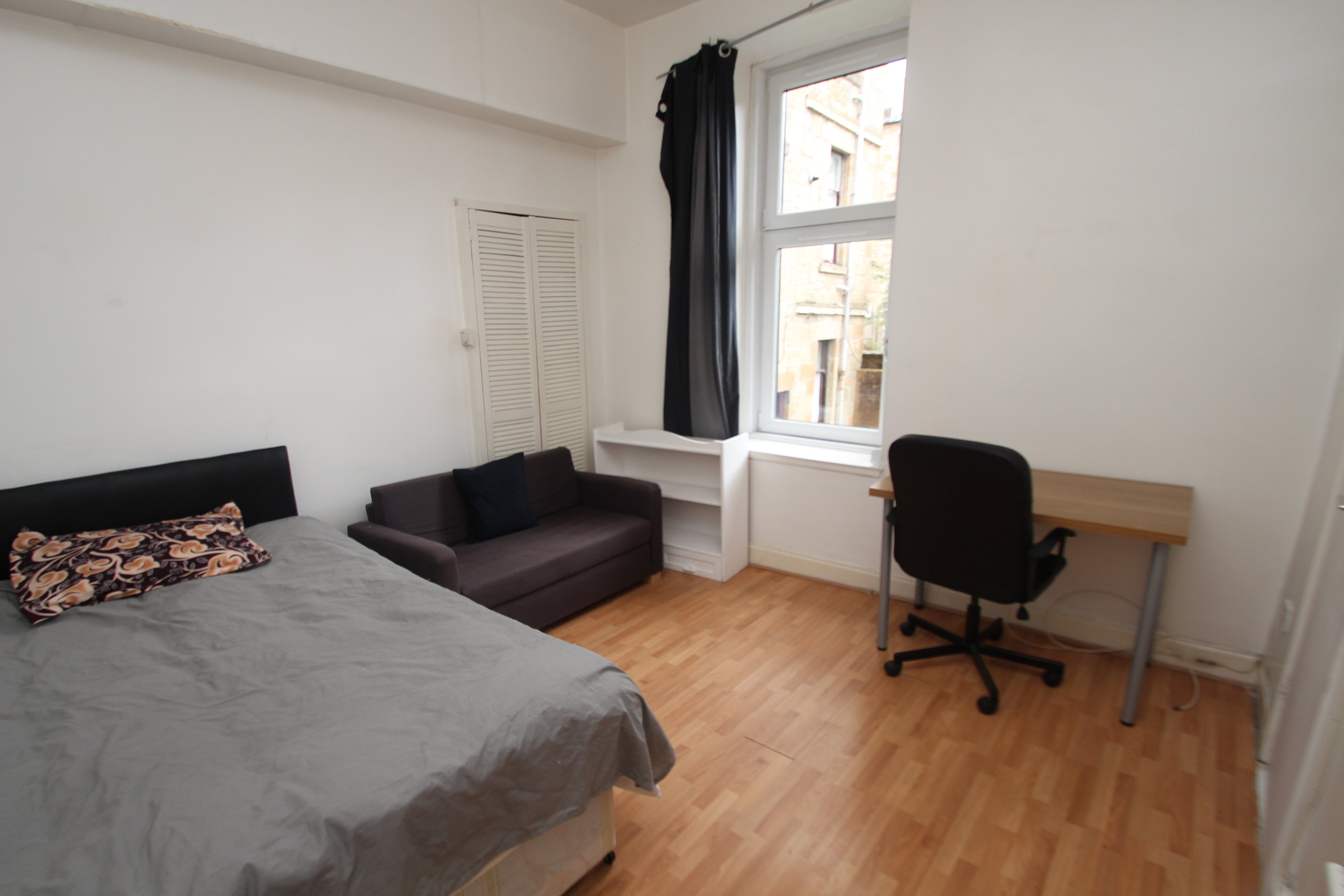 Flat Otago Street in Glasgow