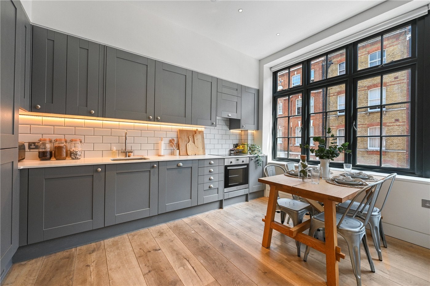 Flat Great Titchfield Street in City of Westminster