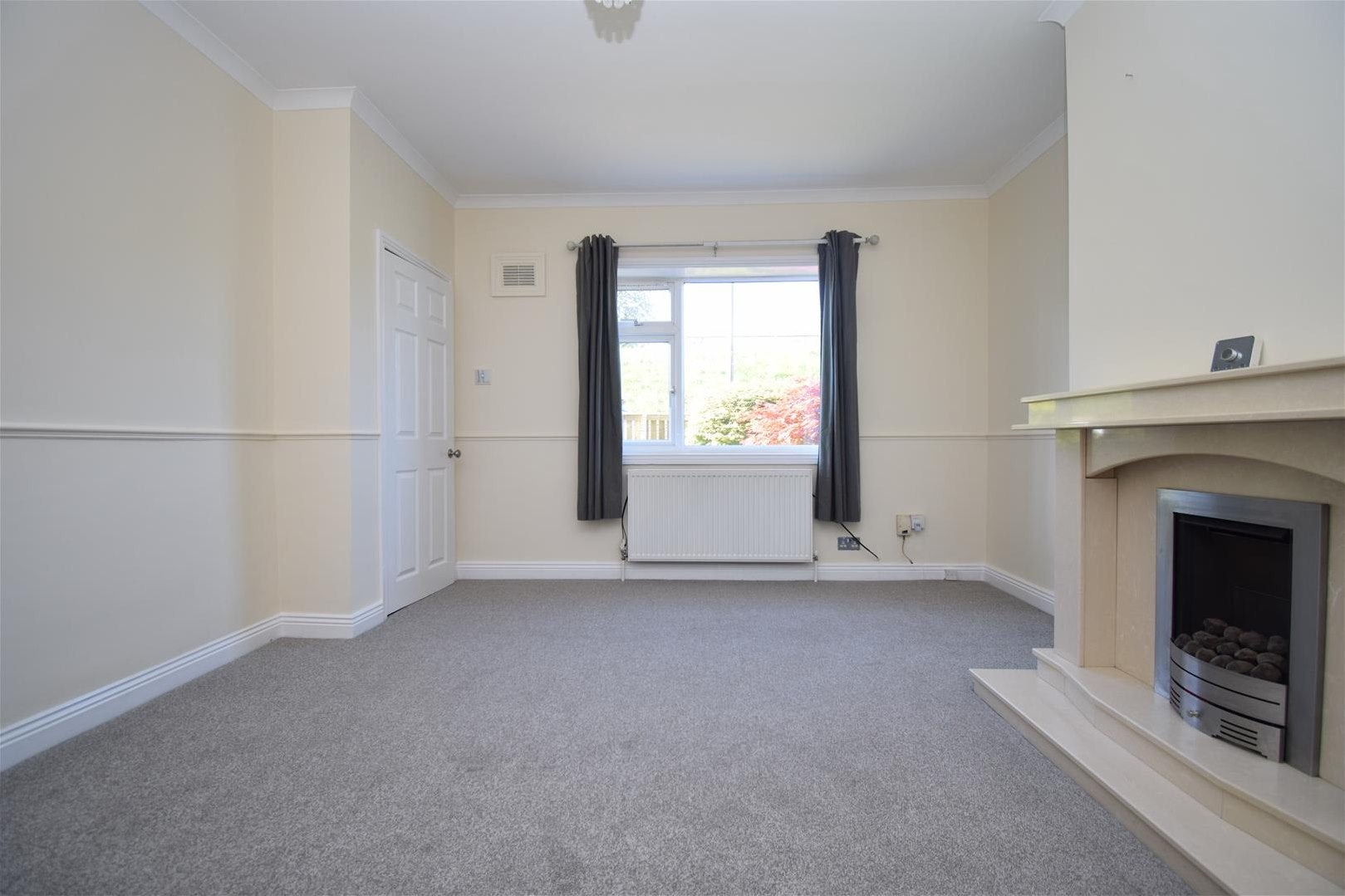 Flat Southfield Lane in Wakefield