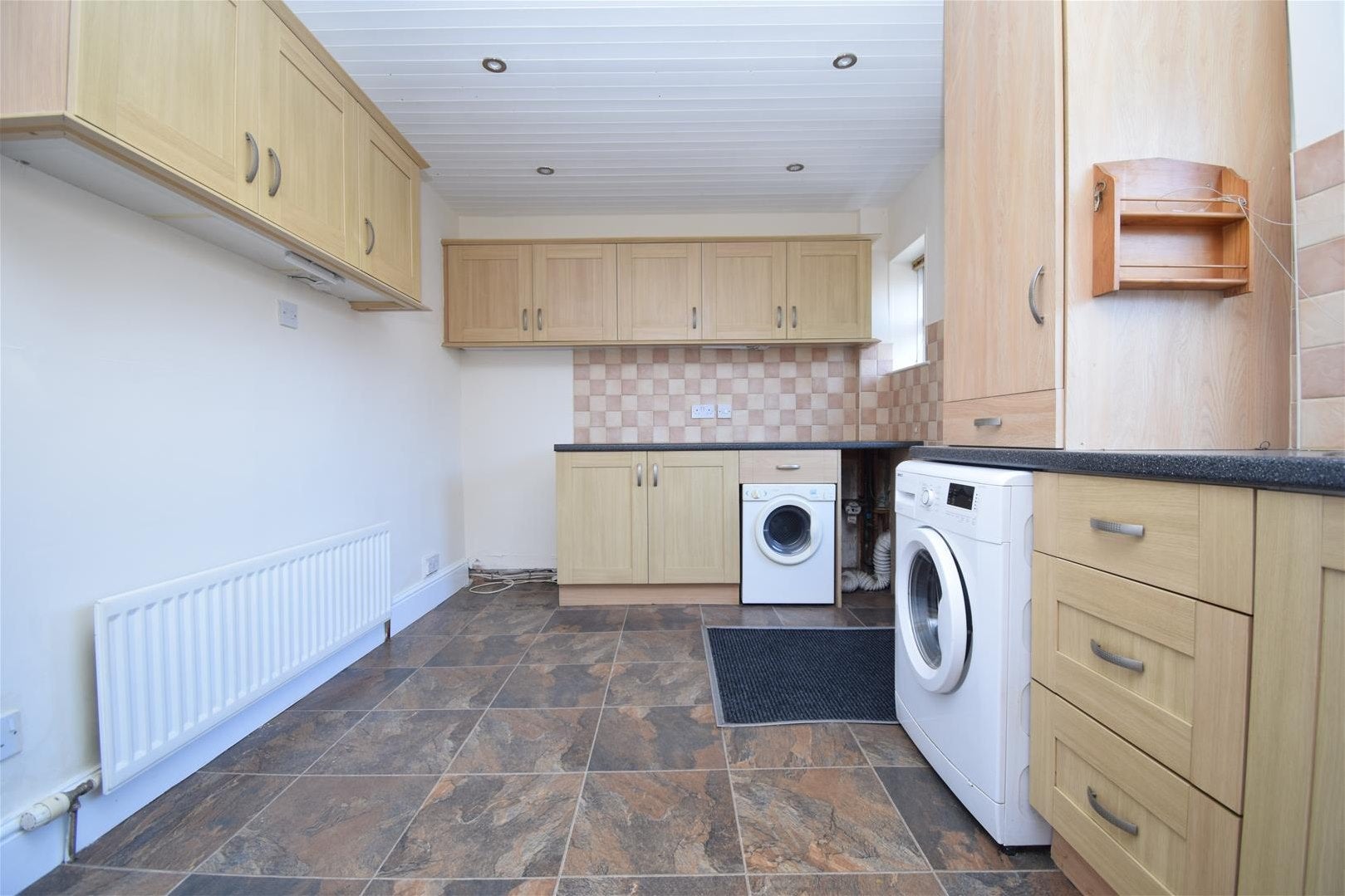 Flat Southfield Lane in Wakefield