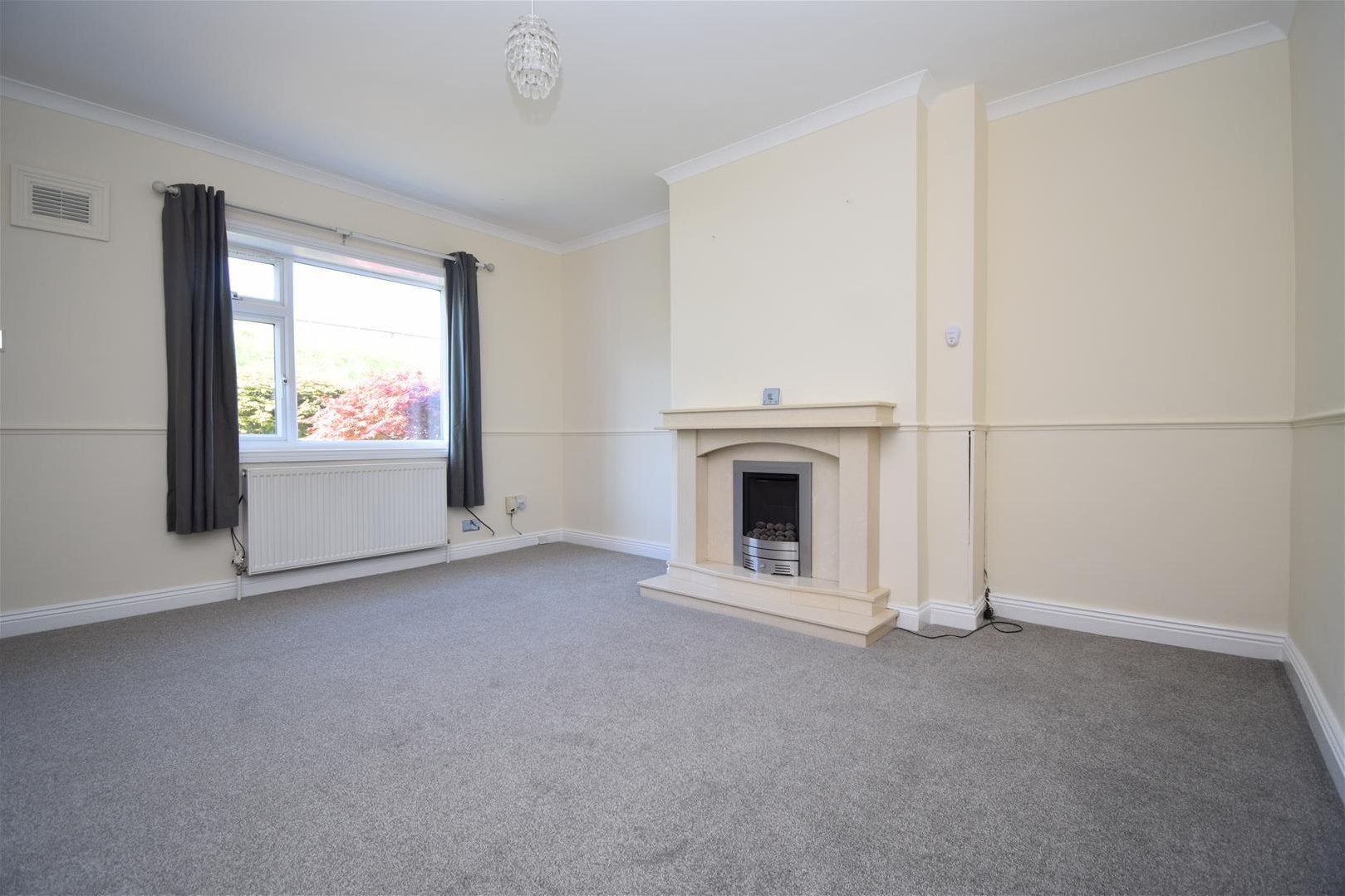 Flat Southfield Lane in Wakefield