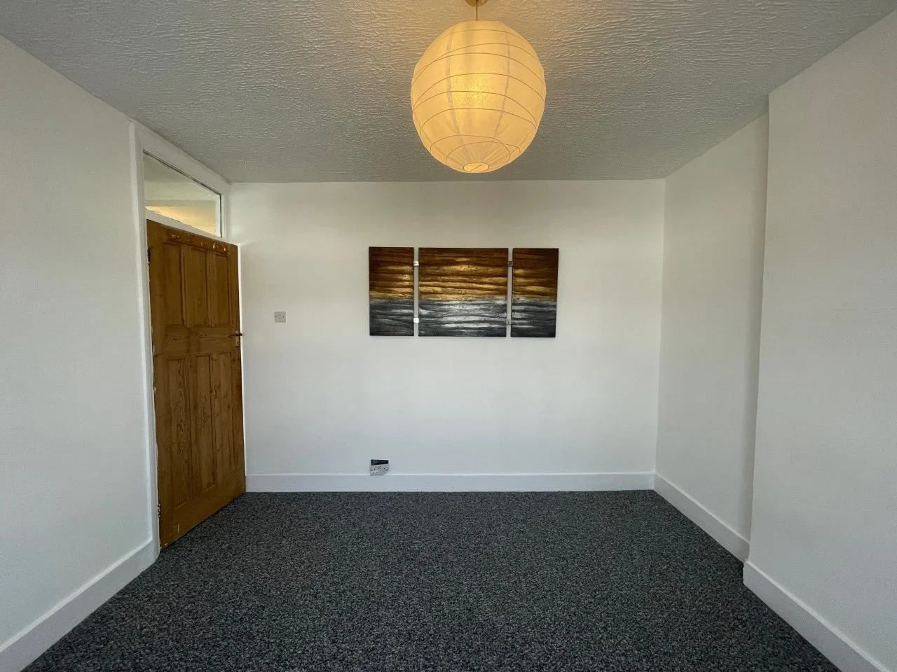 Flat Templeton Avenue in Greater London