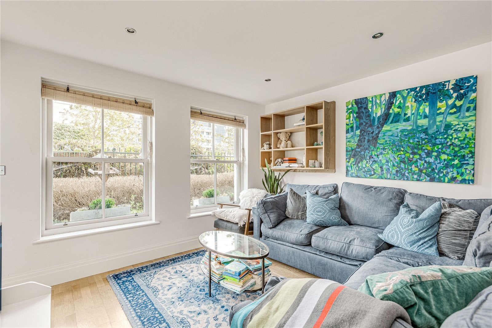 Flat Imperial Crescent in Greater London