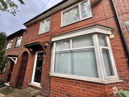 Room Harcourt Street in Royton