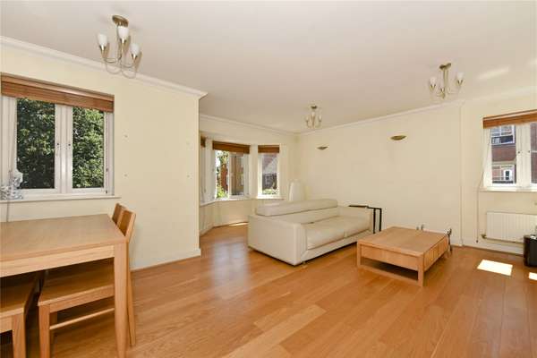 Flat Longbourn in Windsor