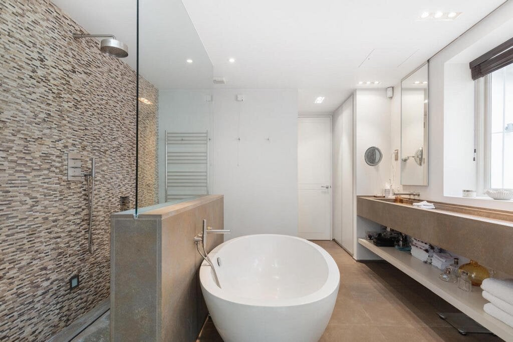 Flat Holland Park in Greater London
