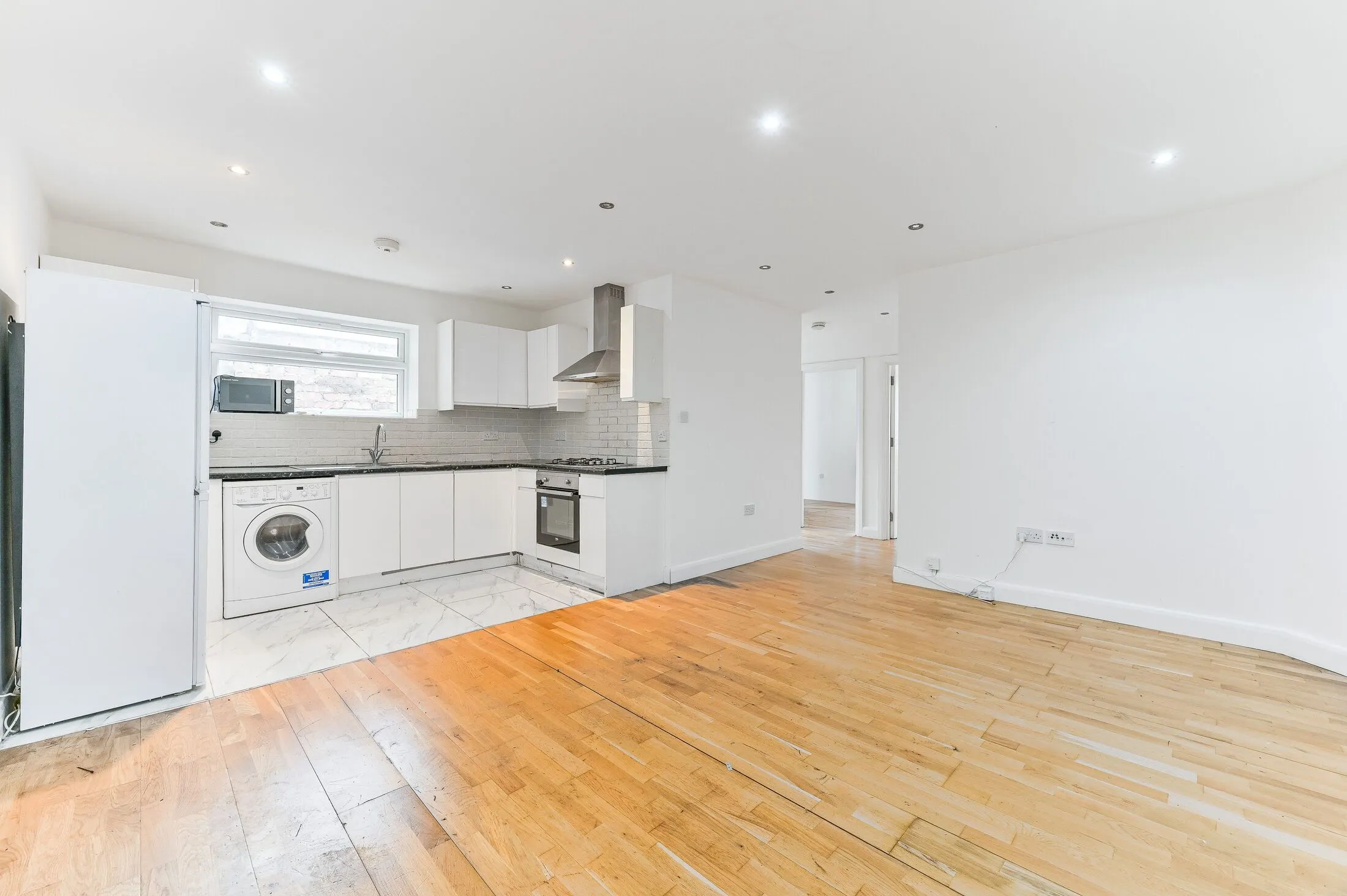 Flat Clarence Road in Greater London