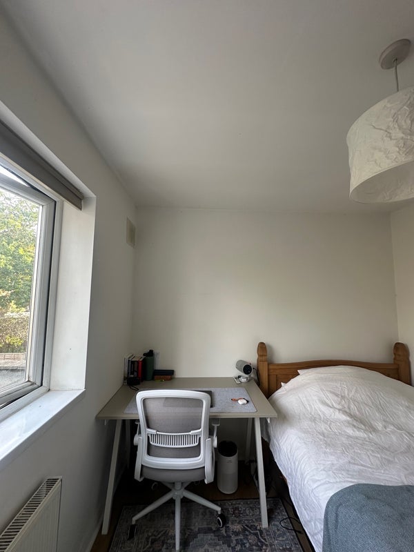 Room Southgate Road in Greater London