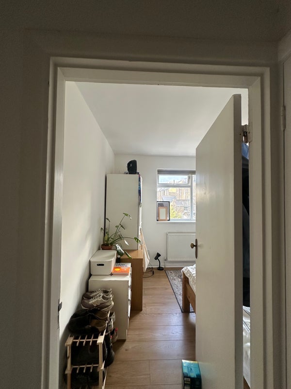 Room Southgate Road in Greater London