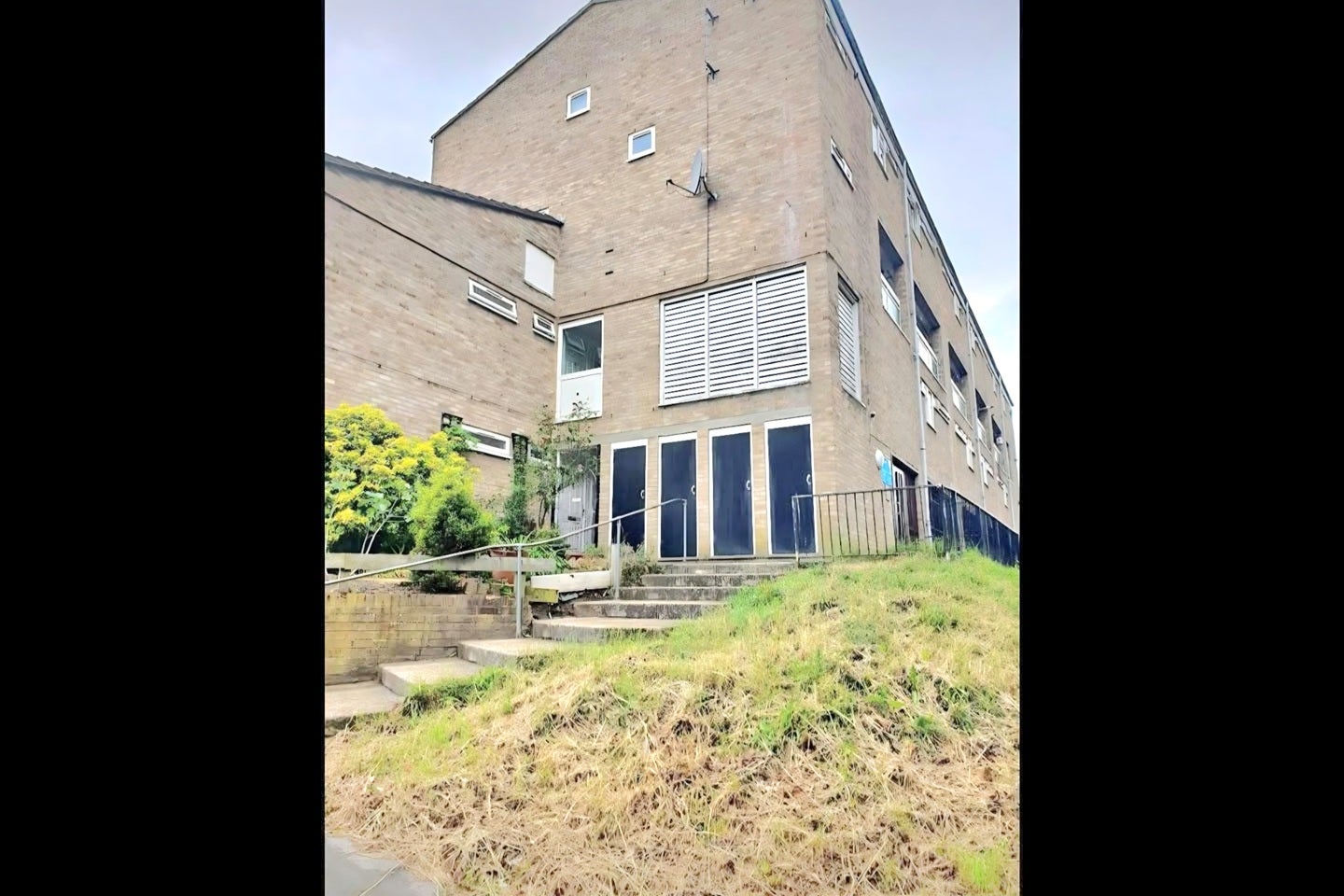 Flat Richborough Close in Greater London