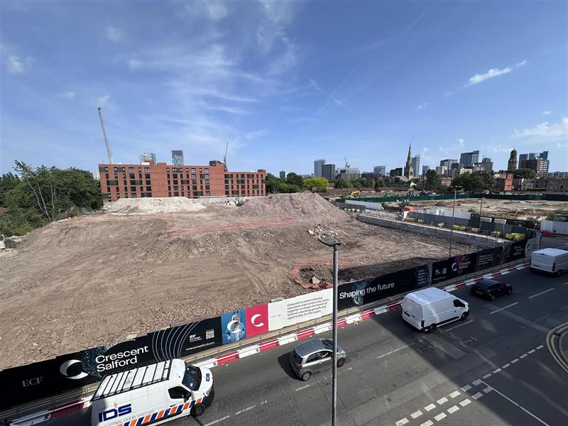 Flat Adelphi Street in Salford