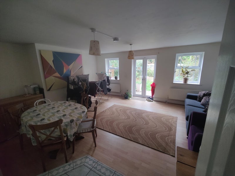 Room Lisle Close in Greater London