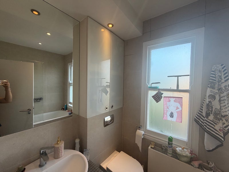 Room Goldhurst Terrace in Greater London