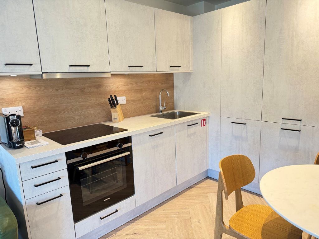 Flat Minerva Way in Glasgow