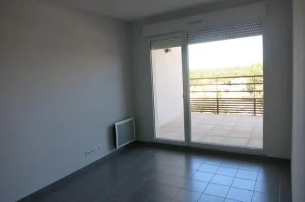 Appartement Rue du Myrtil à Nîmes