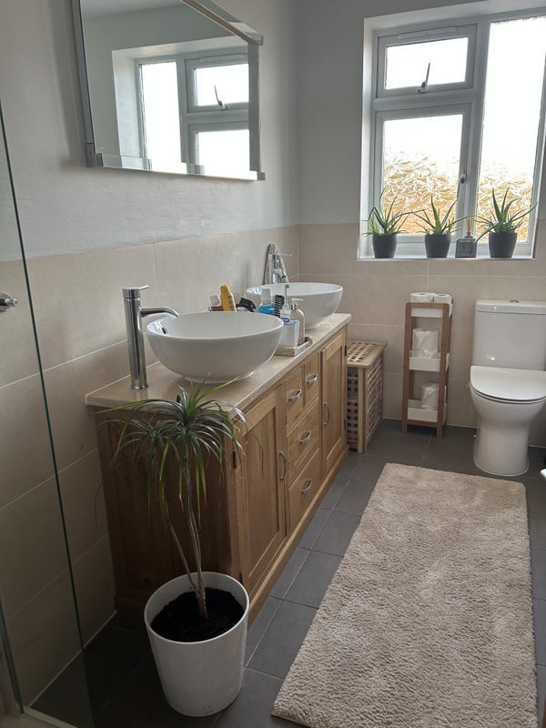 Room Limbrick Avenue in Coventry