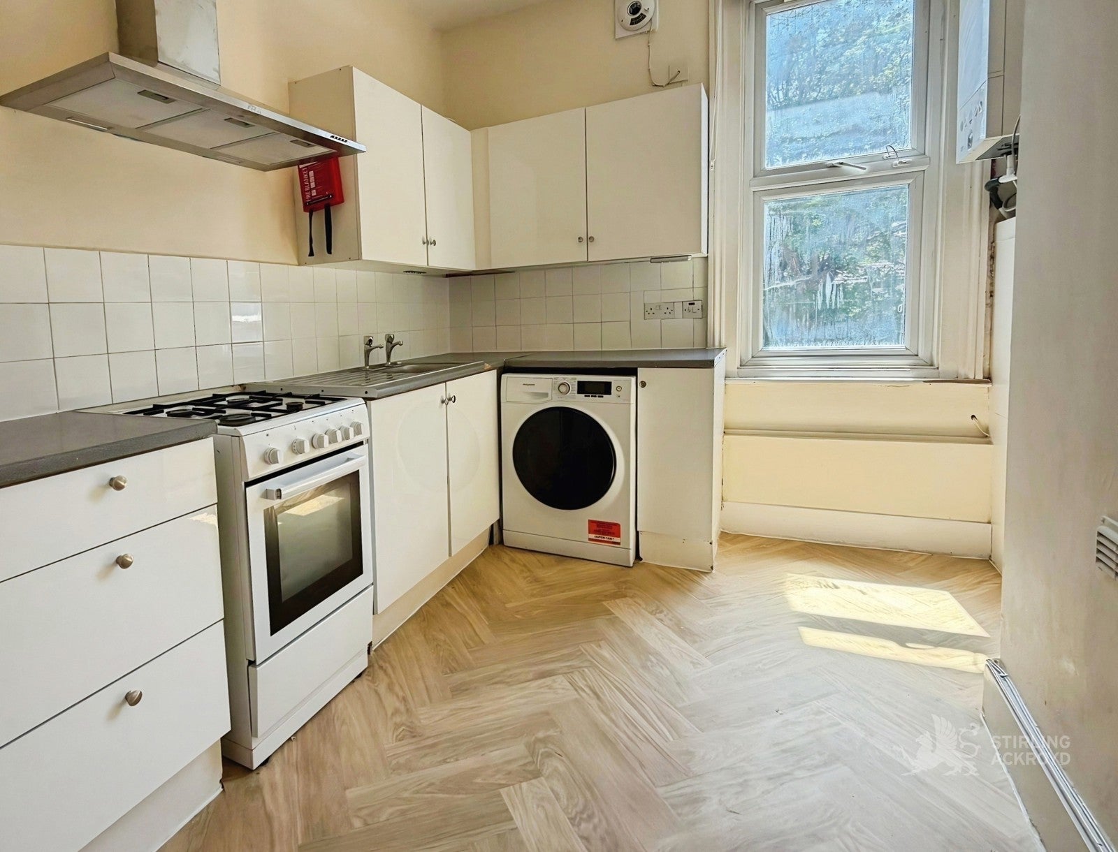 Flat Lower Addiscombe Road in Greater London