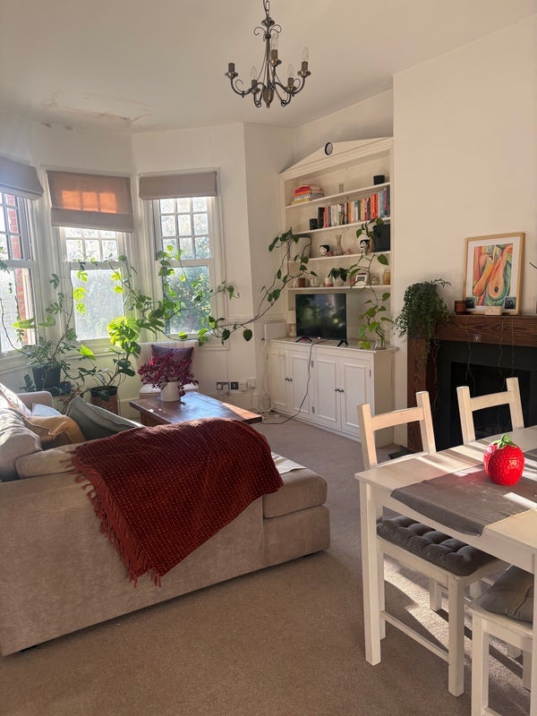 Room Schubert Road in Greater London