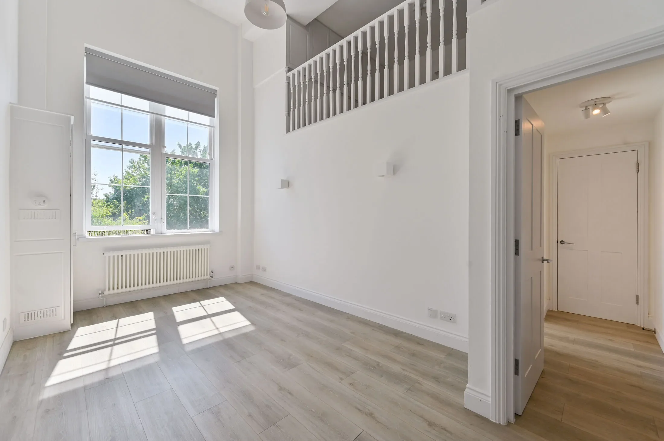 Flat Shillington Old School in Greater London