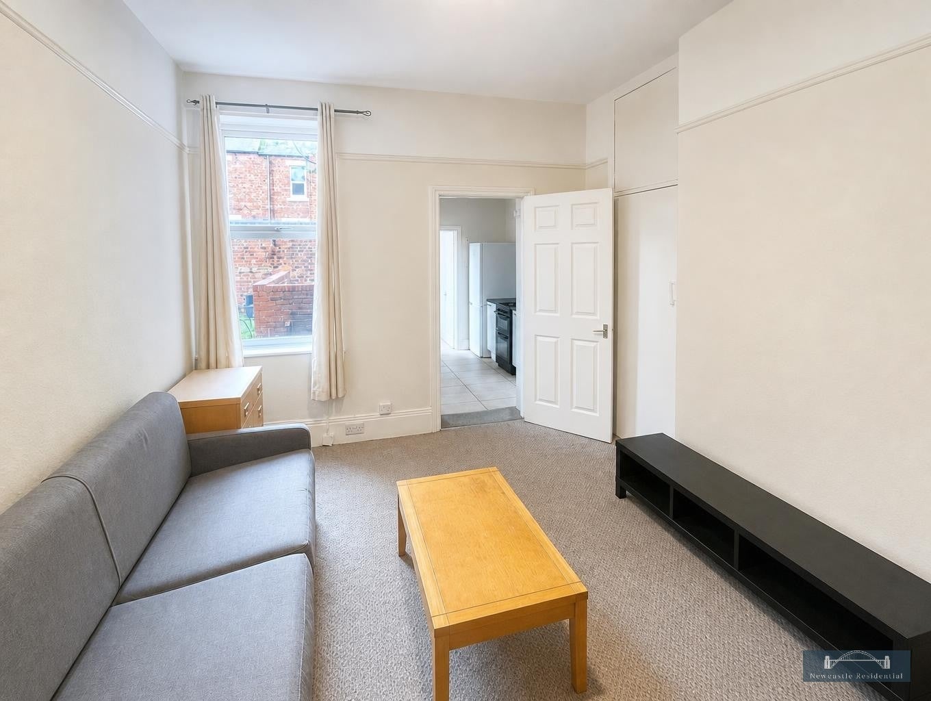 Flat Coniston Avenue in Newcastle upon Tyne