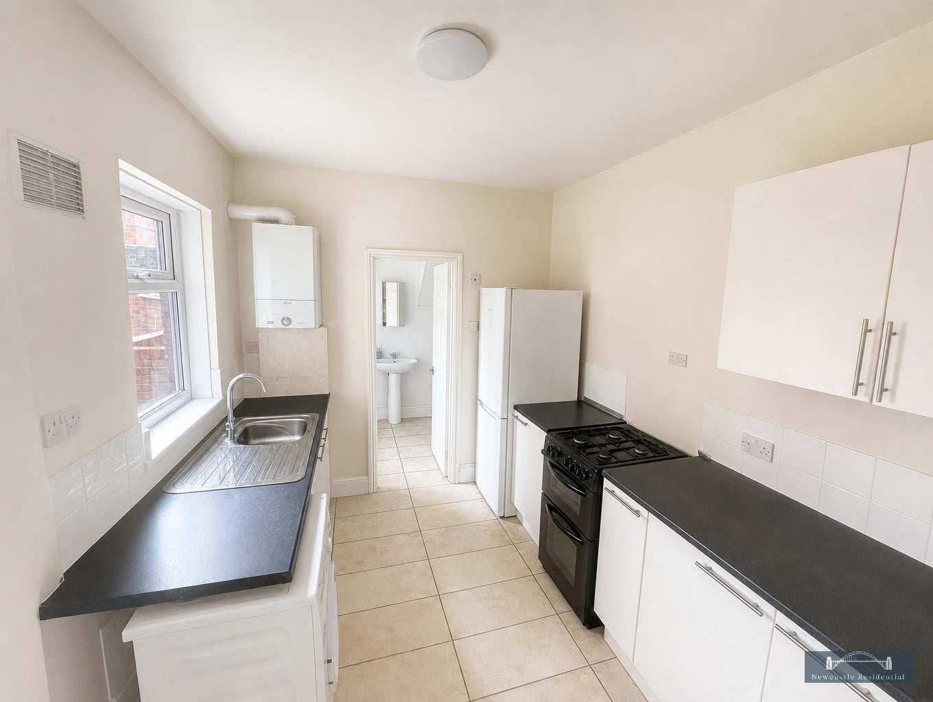Flat Coniston Avenue in Newcastle upon Tyne