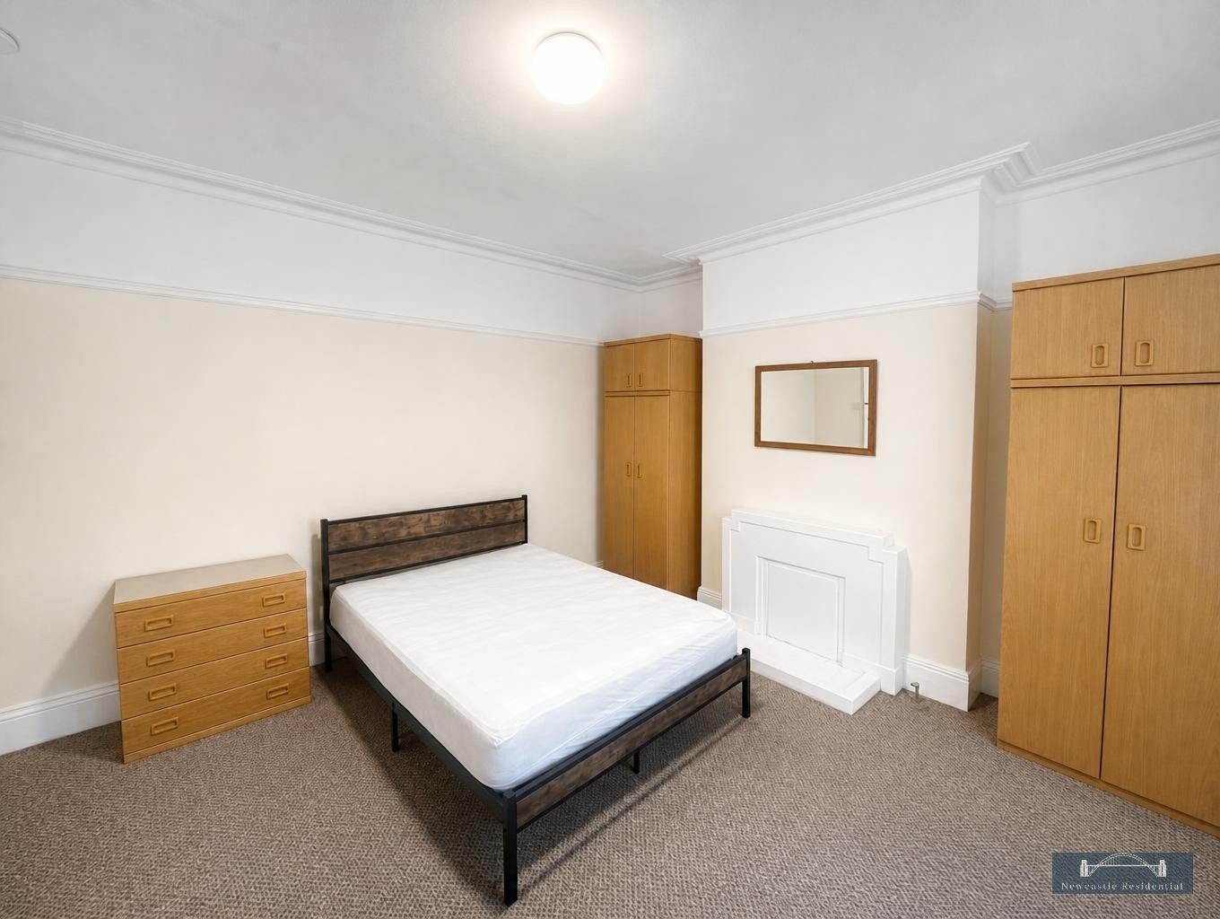 Flat Coniston Avenue in Newcastle upon Tyne