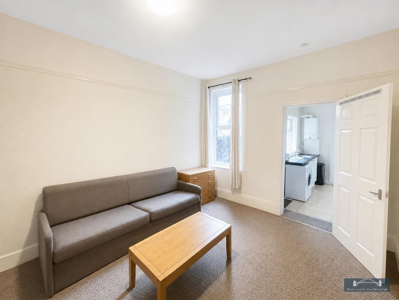 Flat Coniston Avenue in Newcastle upon Tyne