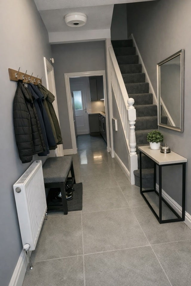 Room Platt Lane in Manchester