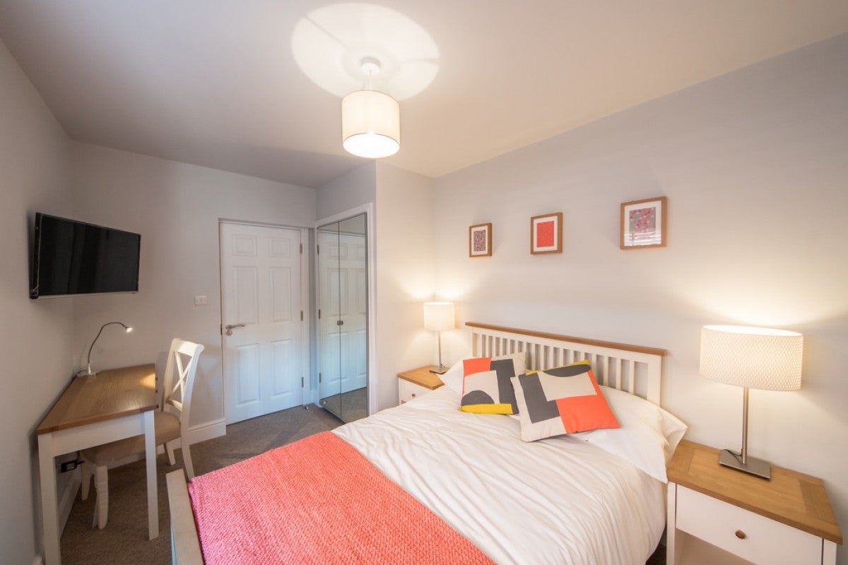 Room Franklin Street in Reading