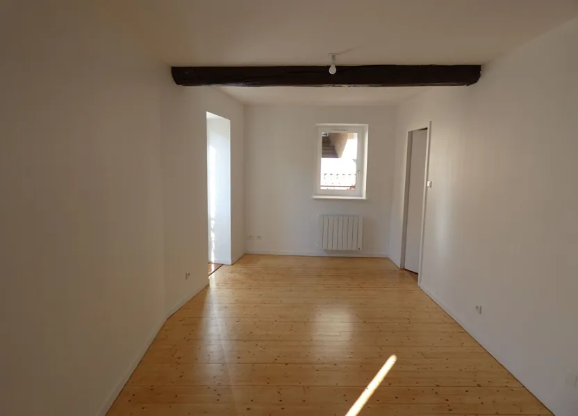 Flat Petite Rue des Collonges in Saint-Genis-Laval