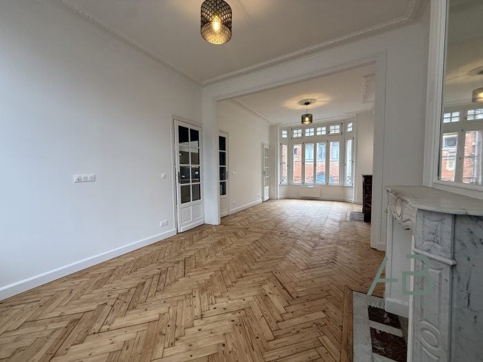 Appartement Rue de l'Hôpital Militaire à Lille