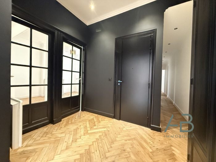 Appartement Rue de l'Hôpital Militaire à Lille