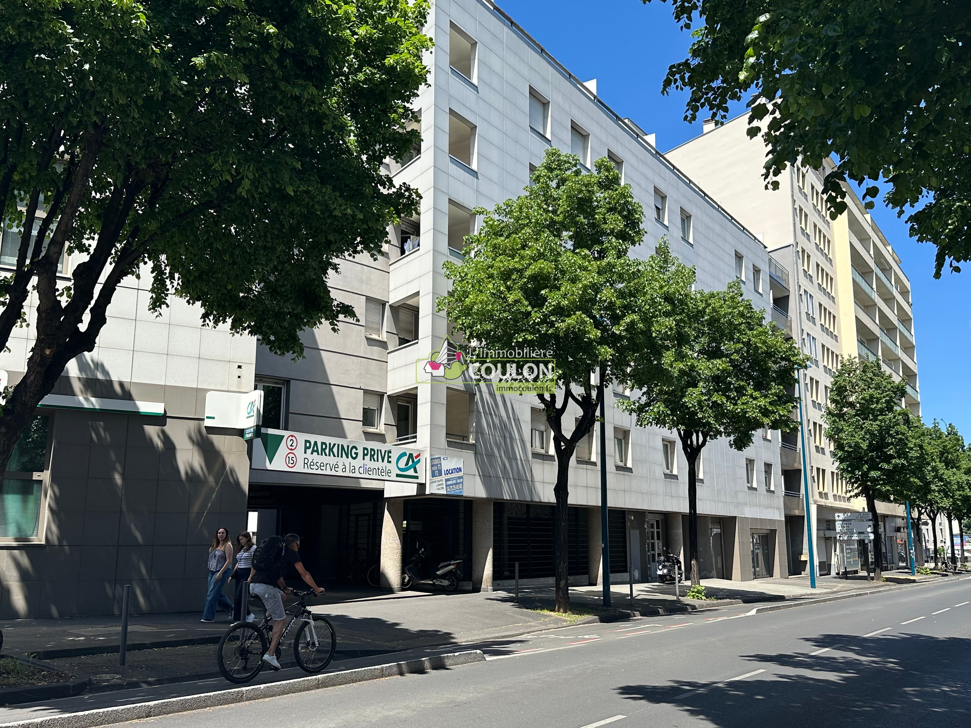 Flat Boulevard Côte-Blatin in Clermont-Ferrand