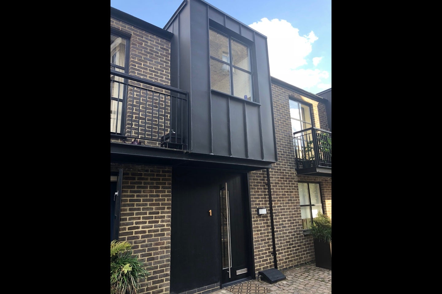 House Tremlett Mews in Greater London