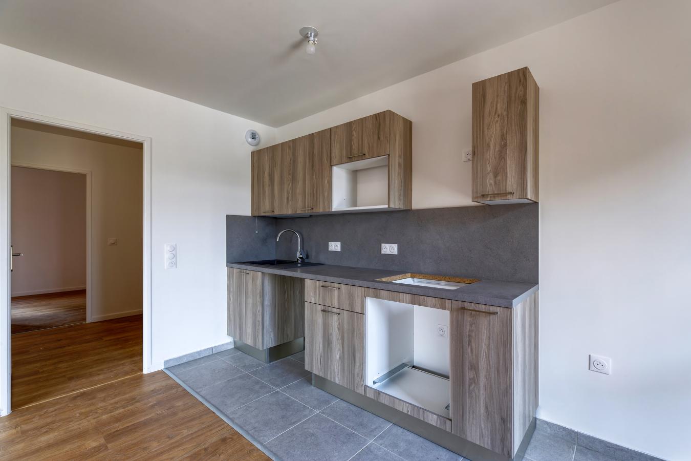 Flat Rue Jean-Jacques Rousseau in Romainville