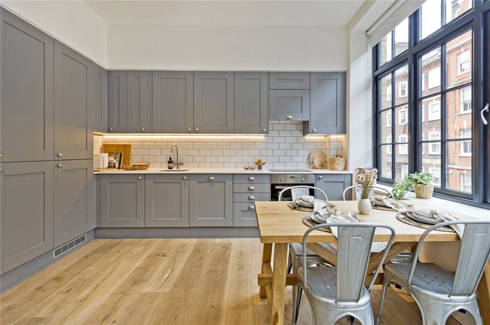 Flat Great Titchfield Street in City of Westminster