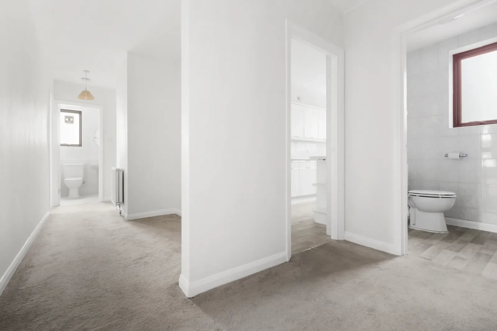Flat Rochester Square in Greater London