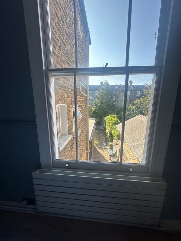 Room Lorne Road in Greater London