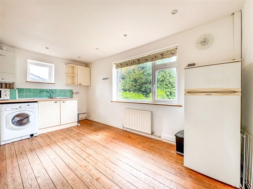 Flat Oakley Road in St Albans