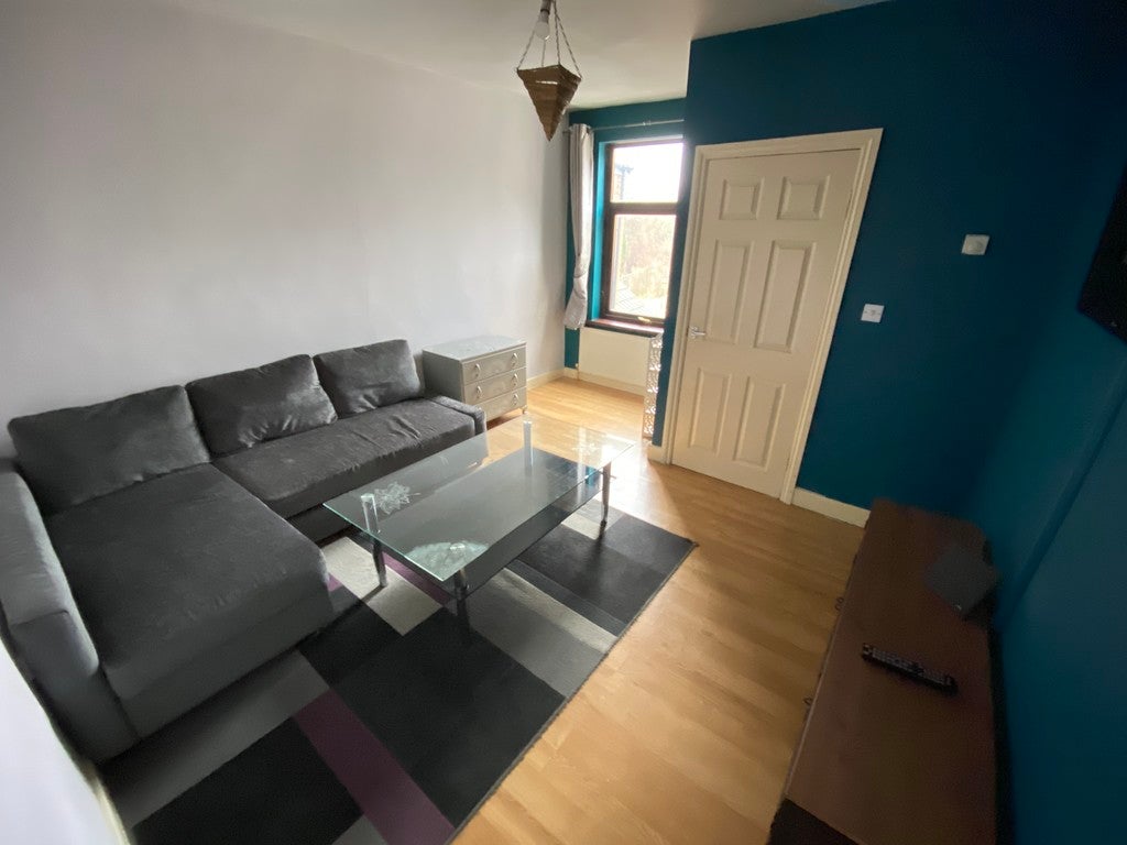 Flat Penn Road in Wolverhampton